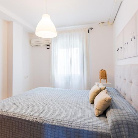 Bonito Apartamento En Primera Linea De Playa Естепона Екстериор снимка